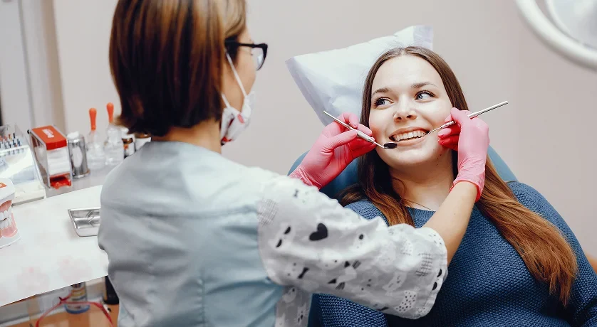 Impacted Teeth: Expose And Bond